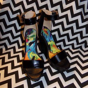 Qupid Platform Pumps - Size 6